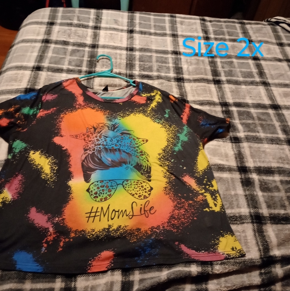 Women mom life tee shirt